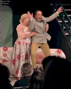 Θέατρο Commedia: «Πρόταση γάμου» του Αντόν Τσέχωφ σε διασκευή του Θανάση Μαργαρίτη