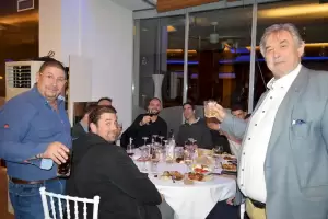 Το «Ποσειδών Παλλάς» δεξιώθηκε το προσωπικό του (εικόνες) Το «Ποσειδών Παλλάς» δεξιώθηκε το προσωπικό του