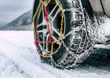 Υποχρεωτικές αντιολισθητικές αλυσίδες στα οχήματα λόγω εκδήλωσης δυσμενών καιρικών φαινομένων