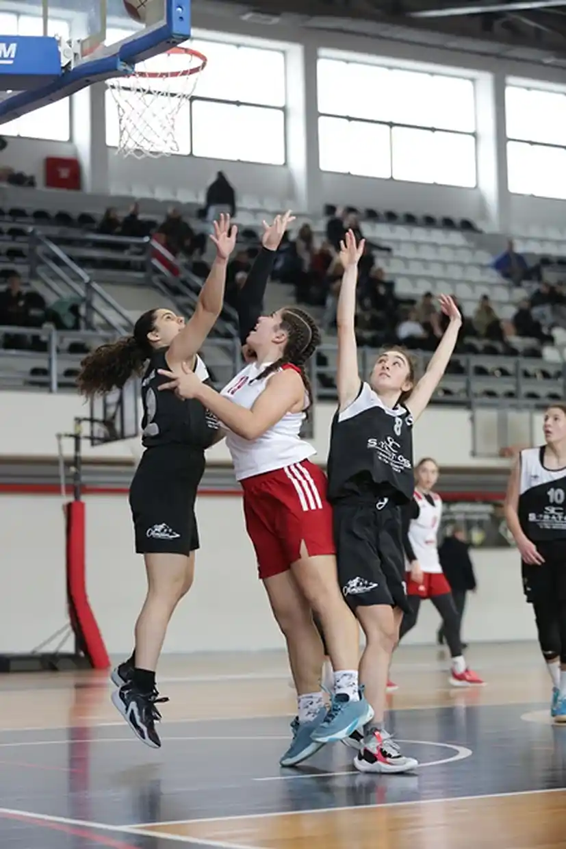 W RISING STARS: Νικηφόρο φινάλε - Ολυμπιακός ΣΦΠ - Σ.Φ.Κ. Πιερικός Αρχέλαος 36-38 W Rising Stars: Νικηφόρο φινάλε – Ολυμπιακός ΣΦΠ – Σ.Φ.Κ. Πιερικός Αρχέλαος 36 38