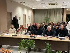 Κατερίνη: Το πρώτο δημοτικό συμβούλιο του 2024 με αύξηση τελών και τις πρώτες εντάσεις Δείτε Ζωντανά τη συνεδρίαση του Δημοτικού συμβουλίου Κατερίνης