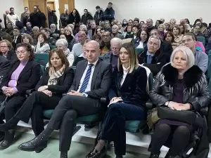 Δημήτριος Δημηνάς: «h τελευταία εξομολόγηση» η μυθιστορηματική αφήγηση ενός πραγματικού γεγονότος ()