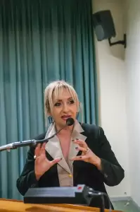 Δημήτριος Δημηνάς: «h τελευταία εξομολόγηση» η μυθιστορηματική αφήγηση ενός πραγματικού γεγονότος ()