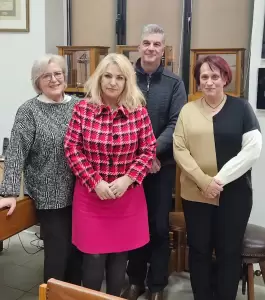 Επίσκεψη της Άννας Μάνη στο Μπενάκειο Φυτοπαθολογικό Ινστιτούτο για το ζήτημα της φαιάς σήψης στις καστανιές της Πιερίας