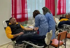 Η εθελοντική αιμοδοσία του Πολιτικού Γραφείου του Φώντα Μπαραλιάκου