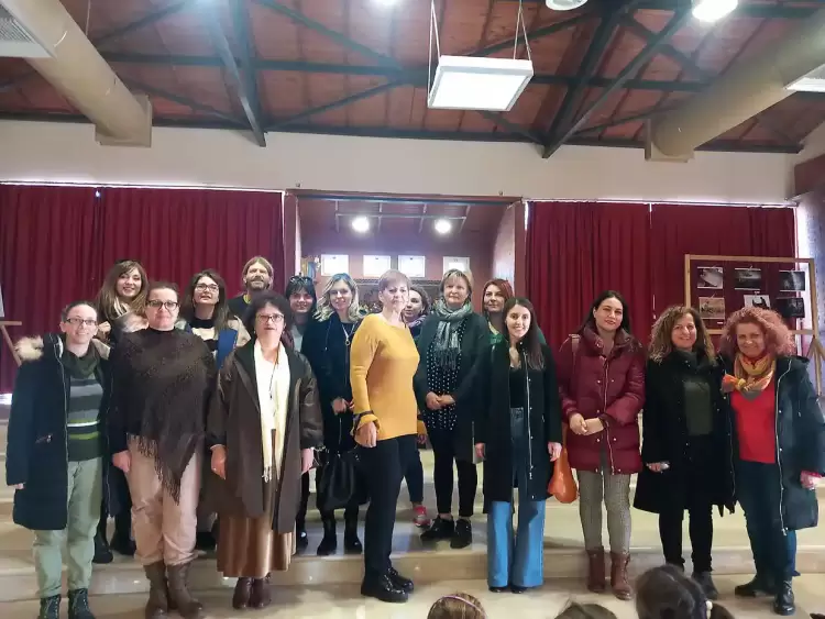 Ευχαριστήρια επιστολή από το Διδακτικό Προσωπικό του 1ου, 2ου και 3ου Νηπιαγωγείου Αιγινίου Ευχαριστήρια επιστολή από το Διδακτικό Προσωπικό του 1ου, 2ου και 3ου Νηπιαγωγείου Αιγινίου