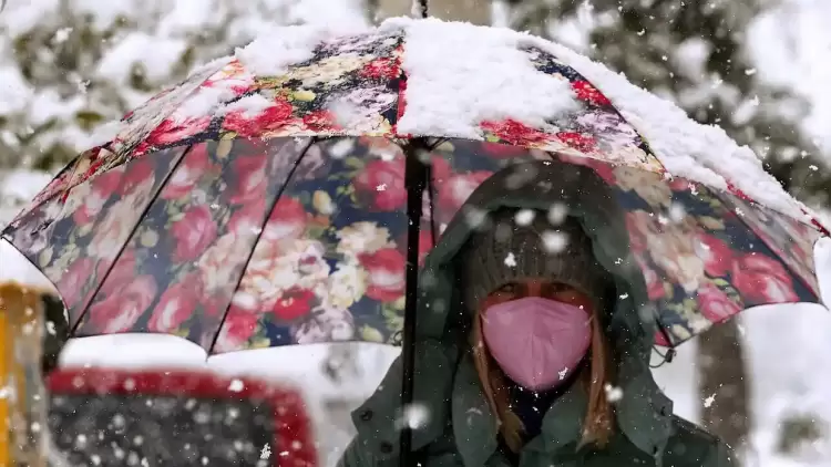 Καιρός: Τσουχτερό κρύο, χιόνια και ισχυροί άνεμοι σε όλη τη χώρα – Live πορεία της κακοκαιρίας