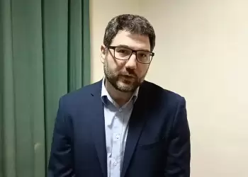 Κατερίνη: Ο Νάσος Ηλιόπουλος, Βουλευτής Α΄ Αθήνας της Νέας Αριστεράς, σε πολιτική εκδήλωση του νέου κόμματος