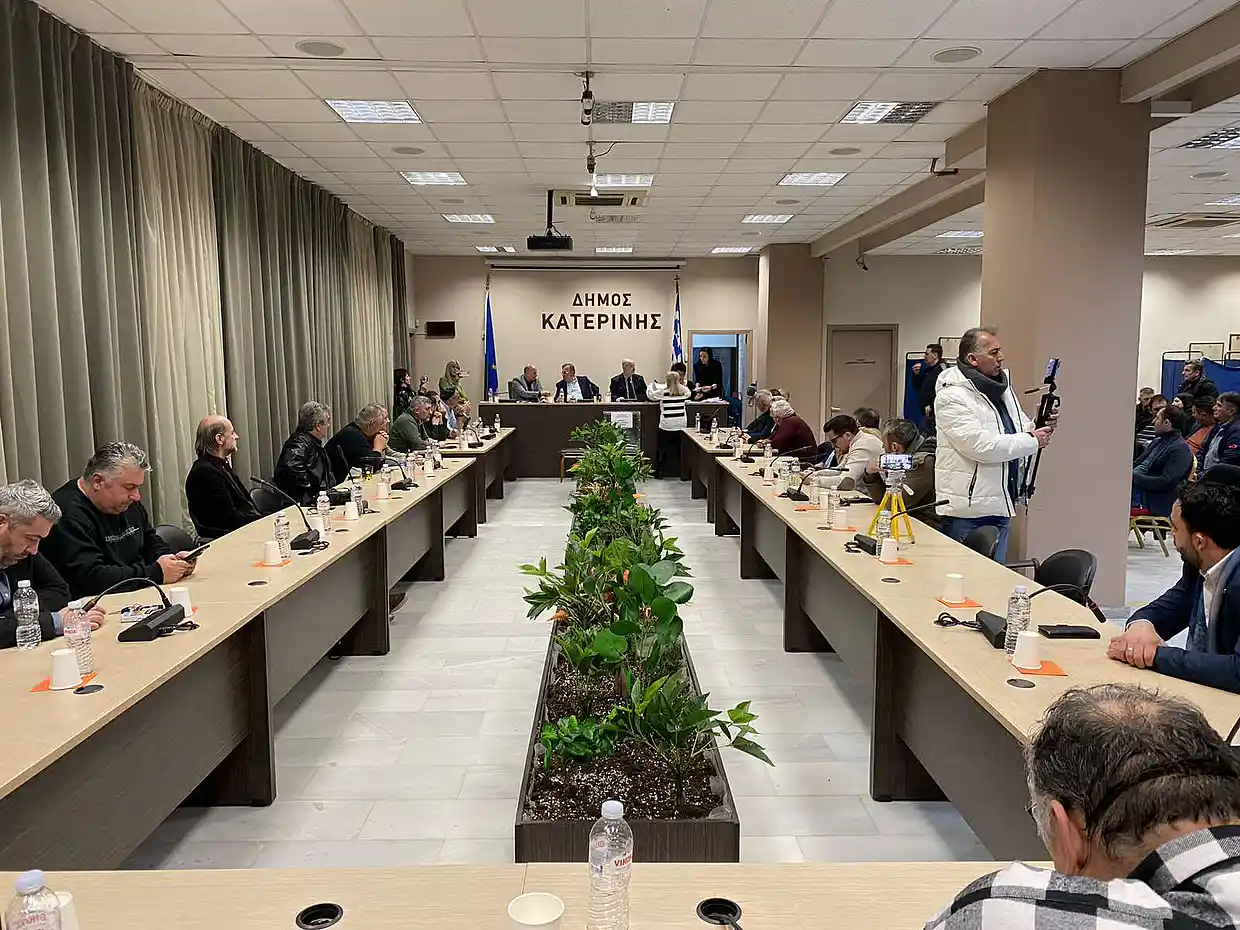 Κατερίνη: Ζωντανά η πρώτη συνεδρίαση του νέου Δημοτικού Συμβουλίου του Δήμου (εικόνες)