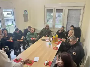 Η κοπή πίτας της Δημοτικής Αστυνομίας Κατερίνης Η κοπή πίτας της Δημοτικής Αστυνομίας Κατερίνης