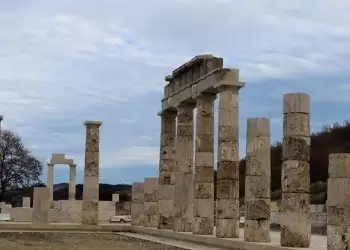 Λίνα Μενδώνη για το ανάκτορο του Φιλίππου Β΄ – Η θέση του στην ιστορία της αρχιτεκτονικής είναι καίρια και κρίσιμη
