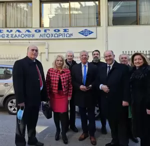 Με τους Λιτοχωρίτες της Θεσσαλονίκης η Άννα Μάνη Με τους Λιτοχωρίτες της Θεσσαλονίκης η Άννα Μάνη