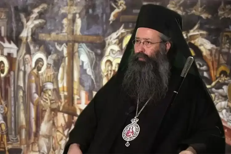 Ομόφυλος ή ομοφυλόφιλος;