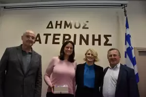 Συνάντηση του Δημάρχου Κατερίνης Ιωάννη Ντούμου με την Υπουργό Εσωτερικών Νίκη Κεραμέως