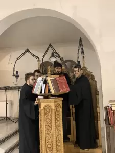 Σύναξη Νέων και Θεία Λειτουργία των Αποστολικών Διαταγών στην Ι.Μ. Κίτρους