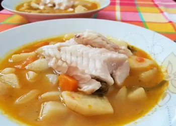Τι σούπα θα φάμε σήμερα – Ψαρόσουπα με κατεψυγμένο μπακαλιάρο