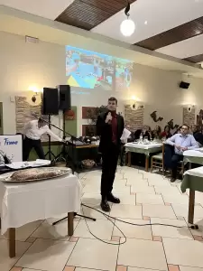 Το Σωματείο επαγγελματιών Β. Πιερίας βράβευσε τον βουλευτή Πιερίας Φώντα Μπαραλιάκο και την αντιπεριφεριάρχη Σοφία Μαυρίδου Το Σωματείο επαγγελματιών Β. Πιερίας βράβευσε τον βουλευτή Πιερίας Φώντα Μπαραλιάκο και την αντιπεριφεριάρχη Σοφία Μαυρίδου