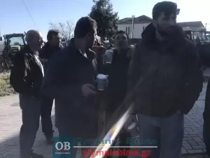 Τώρα στο Δημαρχείο Αιγινίου οι αγρότες της βόρειας Πιερίας (εικόνες & βίντεο)