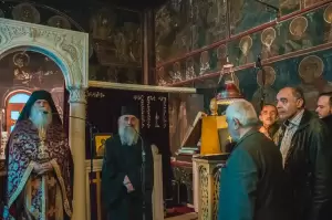 1η Εκκλησιαστική Λειτουργία στον Άγιο Φώτιο Κατερίνης (εικόνες)