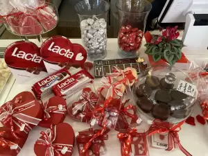 Ο Άγιος Βαλεντίνος «στην καρδιά» όλων – Οι καλύτερες προτάσεις για δώρα