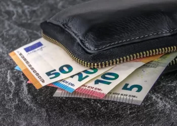 ΔΥΠΑ: Καταβάλλεται το «μπόνους» 300 ευρώ σε επιπλέον 10.290 μακροχρόνια ανέργους