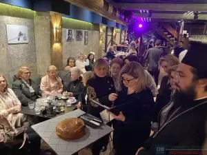 Έκοψε την πίτα του το Λύκειο Ελληνίδων Κατερίνης Έκοψε την πίτα του το λύκειο Ελληνίδων Κατερίνης