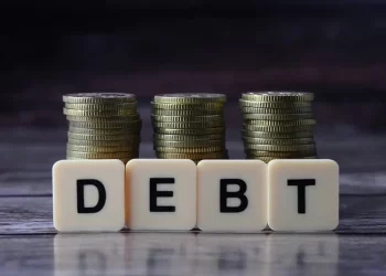 Επιστρέφει το φάντασμα της κρίσης χρέους Ποιες χώρες  κινδυνεύουν με αργό… δημοσιονομικό θάνατο 
