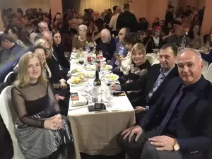 Ο ετήσιος χορός του συλλόγου «Οι Σταυραετοί» με τον Νίκο Καρκάνη (εικόνες και βίντεο) Ο ετήσιος χορός των «Οι Σταυραετών» με τον Νίκο Καρκάνη