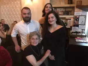 Ο ετήσιος χορός του συλλόγου «Οι Σταυραετοί» με τον Νίκο Καρκάνη (εικόνες και βίντεο) Ο ετήσιος χορός των «Οι Σταυραετών» με τον Νίκο Καρκάνη