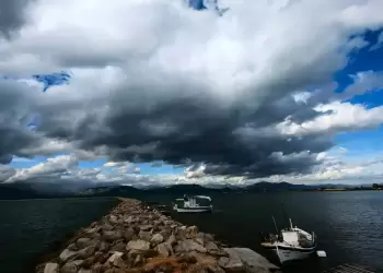 Ο Καιρός στην Κατερίνη και την Πιερία σήμερα, Κυριακή 11/2: Συννεφιά με τοπικές βροχές και σποραδικές καταιγίδες