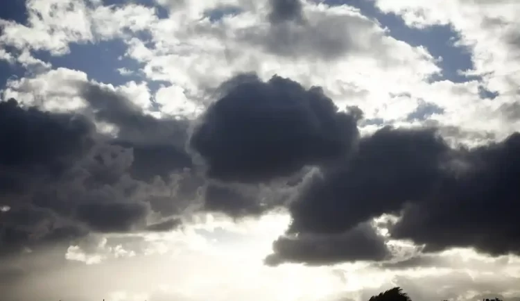 Ο Καιρός στην Κατερίνη και την Πιερία σήμερα, Παρασκευή 16/2: Γενικά αίθριος με λίγη συννεφιά