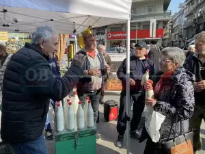 Κατερίνη: Με τα τρακτέρ στην κεντρική πλατεία της πόλης (εικόνες)