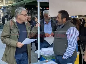 Κατερίνη: Με τα τρακτέρ στην κεντρική πλατεία της πόλης (εικόνες)