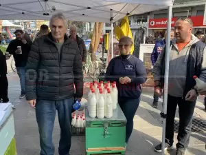 Κατερίνη: Με τα τρακτέρ στην κεντρική πλατεία της πόλης (εικόνες)