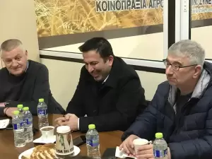 Κλιμάκιο του ΠΑΣΟΚ – ΚΙΝΑΛ στον Aγροτικό Συνεταιρισμό «ΣΑΜΨΟΥΣ» Κατερίνης εν όψει της Agrotica Κλιμάκιο του ΠΑΣΟΚ – ΚΙΝΑΛ στον Aγροτικό Συνεταιρισμό «ΣΑΜΨΟΥΣ» Κατερίνης εν όψει της agrotica