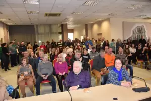 Η κοπή της πίτας για τους εργαζόμενους στο Δημαρχείο Κατερίνης