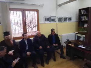 Οι δασικοί  της  Πιερίας  έκοψαν  βασιλόπιτα