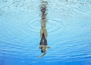 Παγκόσμια πρωταθλήτρια η Ευαγγελία Πλατανιώτη – Το πρώτο χρυσό μετάλλιο της Ελλάδας στην καλλιτεχνική κολύμβηση