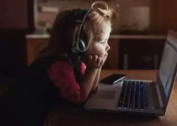 Παιδί και Διαδίκτυο: Safe Surf – Ενημερωτική εκδήλωση 9.2.2024