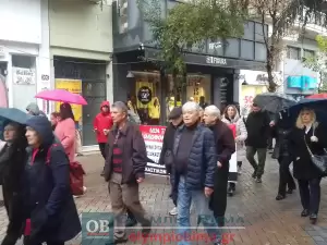 Σε εξέλιξη η απεργιακή συγκέντρωση στην πλατεία Ελευθερίας – Πανελλαδική απεργία με επίκεντρο τα Τέμπη (εικόνες και βίντεο)