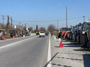 «Στάλα στον ωκεανό» τα μέτρα του πρωθυπουργού για τους αγρότες – Απαντούν  με κλιμάκωση των  κινητοποιήσεων