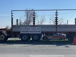 «Στάλα στον ωκεανό» τα μέτρα του πρωθυπουργού για τους αγρότες – Απαντούν  με κλιμάκωση των  κινητοποιήσεων