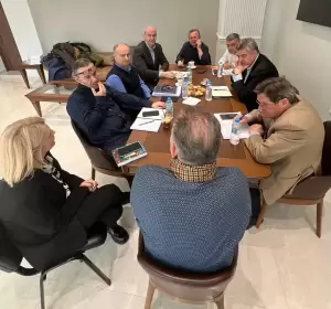 Συνάντηση εργασίας Φώντα Μπαραλιάκου με τον Δήμαρχο Κατερίνης Ιωάννη Ντούμο Συνάντηση εργασίας Φώντα Μπαραλιάκου με τον Δήμαρχο Κατερίνης Ιωάννη Ντούμο