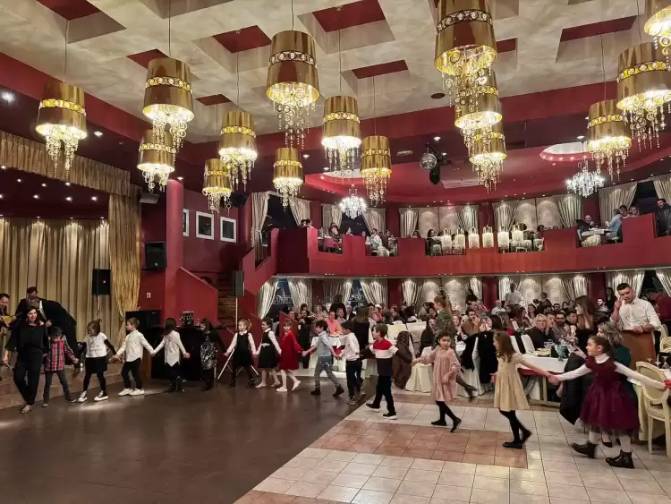 Το πολιτιστικό σωματείο Χοροστάτες Κατερίνης «χόρεψε»