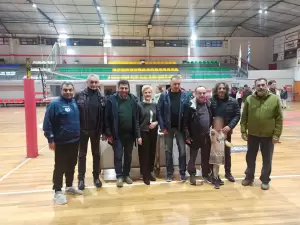 Το βόλεϊ του Αρχέλαου Κατερίνης και του ΣΦΚ Πιερικός έκοψαν την βασιλόπιτα τους
