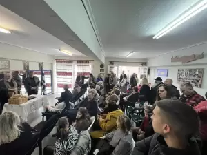 Το Ξαθέρι: Η καθιερωμένη κοπή της πρωτοχρονιάτικης πίτας