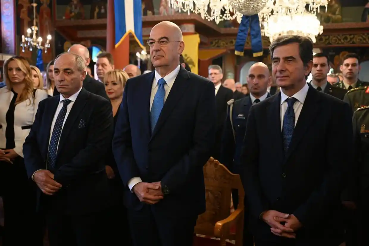 Ο Υπουργός Εθνικής Άμυνας, Νίκος Δένδιας,στον Κολινδρό. Ο Υπουργός Εθνικής Άμυνας, Νίκος Δένδιας,στον Κολινδρό.