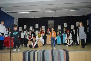 15ο Δημοτικό Σχολείο Κατερίνης: Ο εορτασμός της Ελληνικής Επανάστασης του ΄21