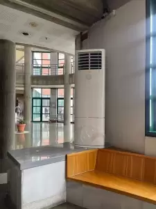 To Δικαστικό Μέγαρο Κατερίνης αποκτά σκάλα ΑμεΑ