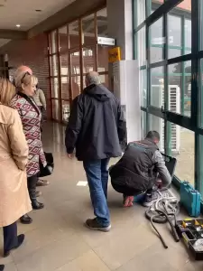 To Δικαστικό Μέγαρο Κατερίνης αποκτά σκάλα ΑμεΑ